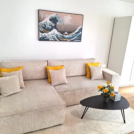 Yasumi Terrace & Workspace Apartment