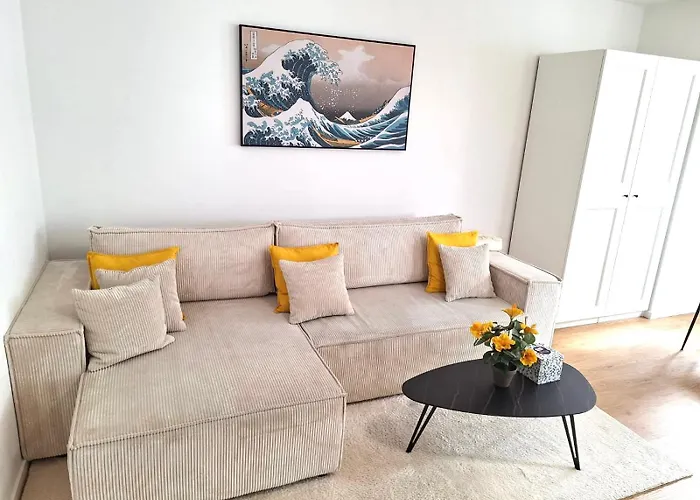 Yasumi Terrace & Workspace Apartment